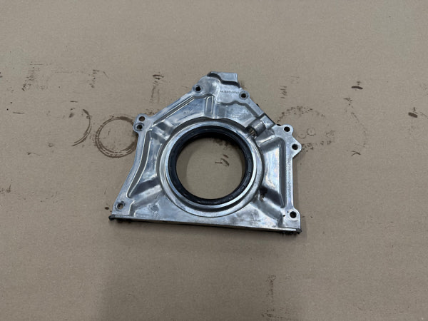 Home / Uncategorized / 2018-2023 Ford Mustang GT 5.0L Rear Main Cover Seal “USED