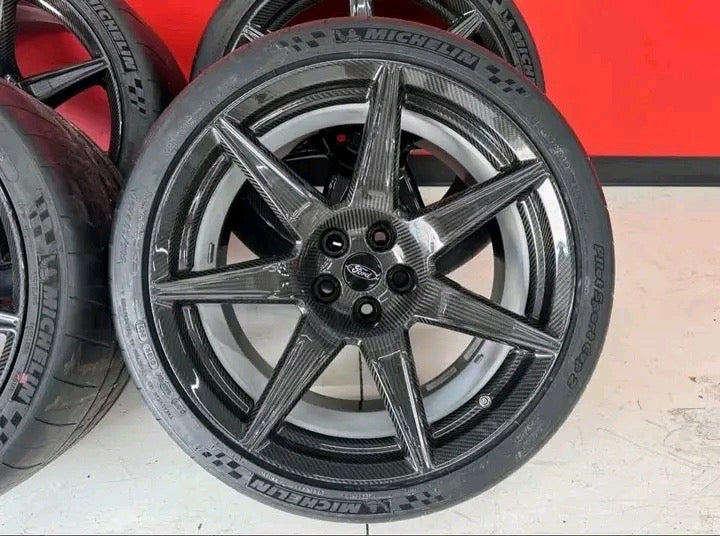 Home / WHEELS AND TYRES / OEM Shelby GT500 Carbon Fiber Trackpack Wheels & Tires