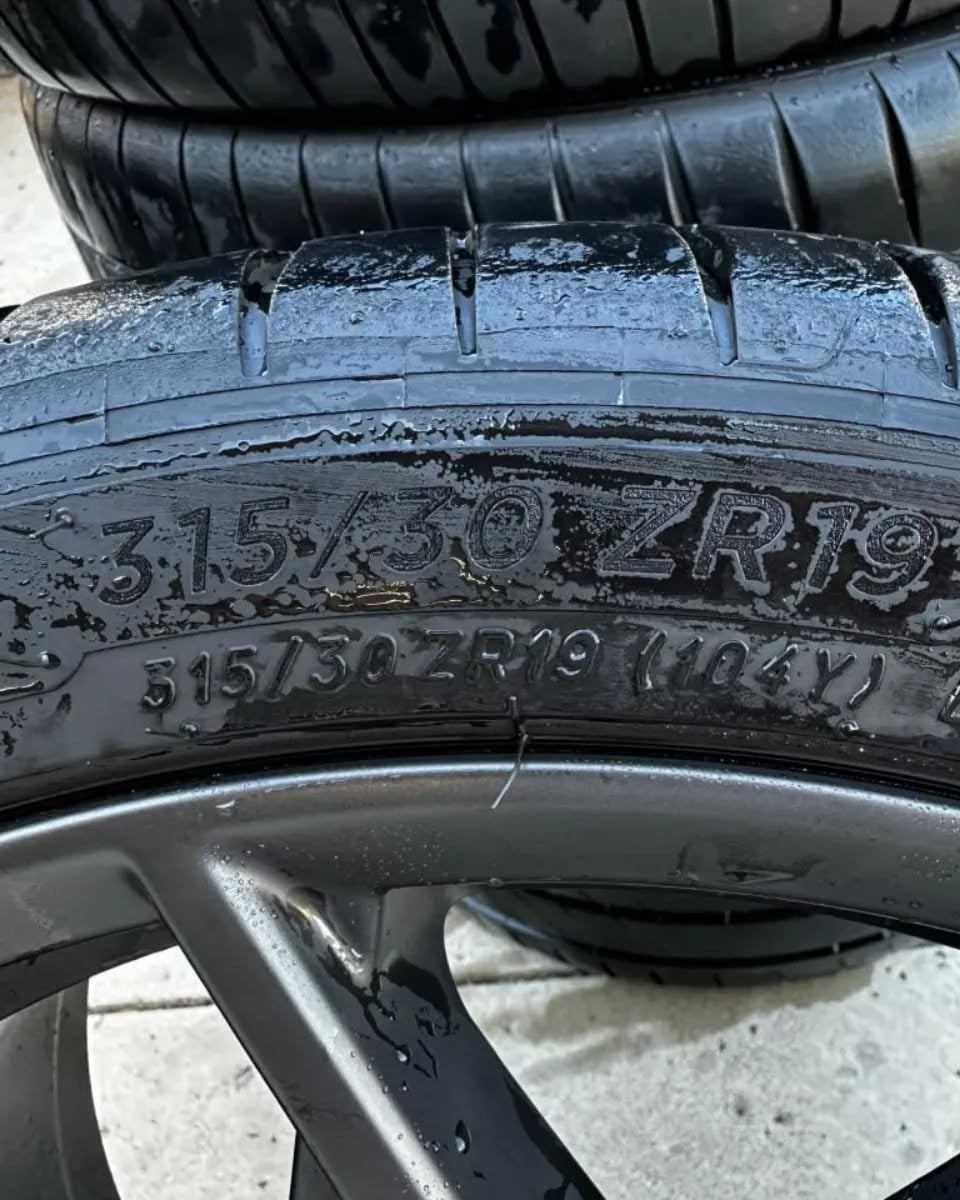 Home / WHEELS AND TYRES / OEM Mach 1 HP wheels 19×11 For Sale