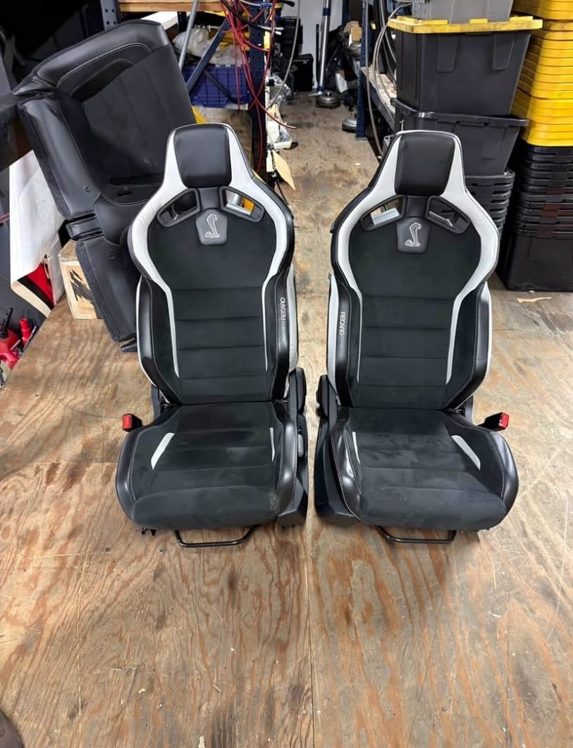 Home / WHEELS AND TYRES / GT500 recaro seats