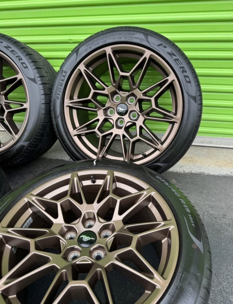 Home / WHEELS AND TYRES / NEW OEM Ford Mustang GT Track Performance Wheels Factory Bronze