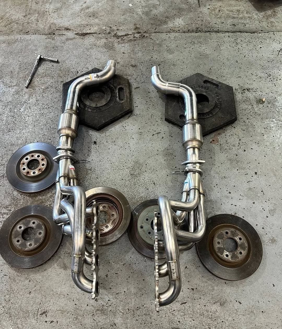 Home / Uncategorized / Kooks Long tube headers and cats