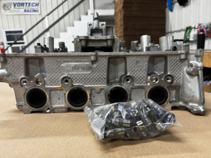 Home / Uncategorized / 2018-2023 Ford Mustang DOHC Cylinder Heads RH LH Pair Valves 5.0 Coyote Gen 3