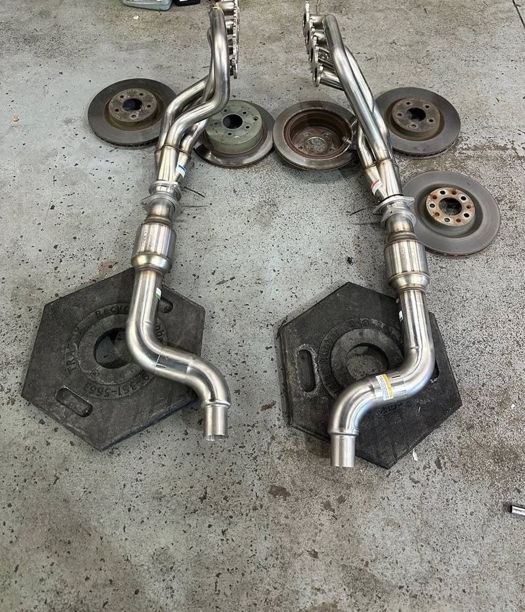 Home / Uncategorized / Kooks Long tube headers and cats